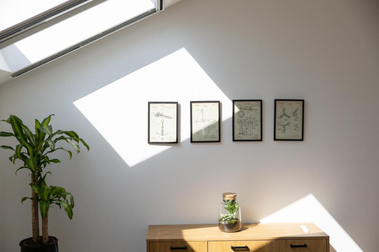 Ko-Living - Captain'S Suite - Altstadt - Mit Kueche, Smart Tv & Balkon - 6P Halle  Exterior photo